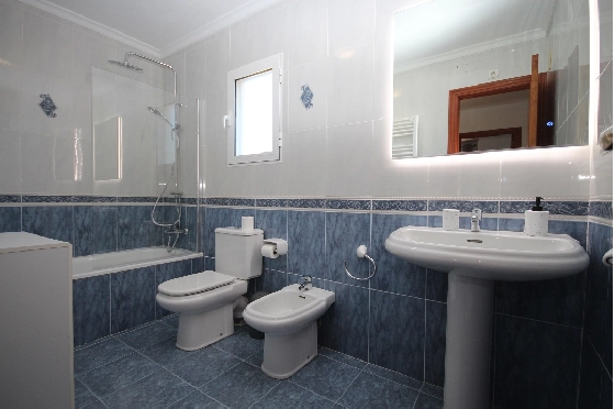 Villa in Els Poblets(Barranquets) zur Ferienvermietung, Wohnfläche 110 m², Baujahr 2001, + KLIMA, Klimaanlage, Grundstück 400 m², 3 Schlafzimmer, 2 Badezimmer, Pool, ref.: T-0421-15
