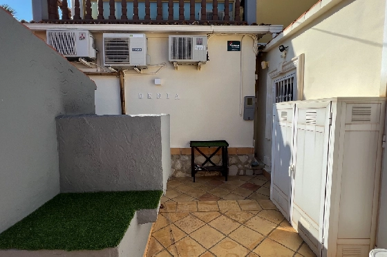 Villa in Denia zu vermieten, Wohnfläche 200 m², Zustand gepflegt, + Zentralheizung, Klimaanlage, Grundstück 900 m², 3 Schlafzimmer, 2 Badezimmer, Pool, ref.: D-0123-17