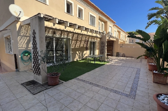 Reihenhaus in Denia zu vermieten, Wohnfläche 130 m², Zustand gepflegt, + KLIMA, Klimaanlage, Grundstück 160 m², 4 Schlafzimmer, 3 Badezimmer, Pool, ref.: D-0223-13
