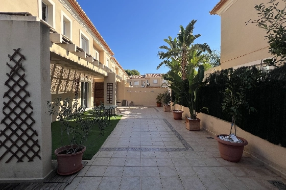 Reihenhaus in Denia zu vermieten, Wohnfläche 130 m², Zustand gepflegt, + KLIMA, Klimaanlage, Grundstück 160 m², 4 Schlafzimmer, 3 Badezimmer, Pool, ref.: D-0223-18
