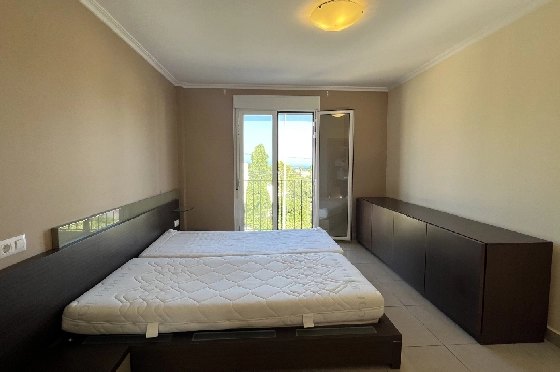 Reihenhaus in Denia zu vermieten, Wohnfläche 130 m², Zustand gepflegt, + KLIMA, Klimaanlage, Grundstück 160 m², 4 Schlafzimmer, 3 Badezimmer, Pool, ref.: D-0223-53