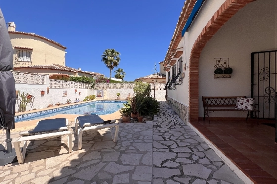 Villa in Els Poblets zur Ferienvermietung, Wohnfläche 125 m², Baujahr 2003, + KLIMA, Klimaanlage, Grundstück 400 m², 2 Schlafzimmer, 2 Badezimmer, Pool, ref.: T-1123-21