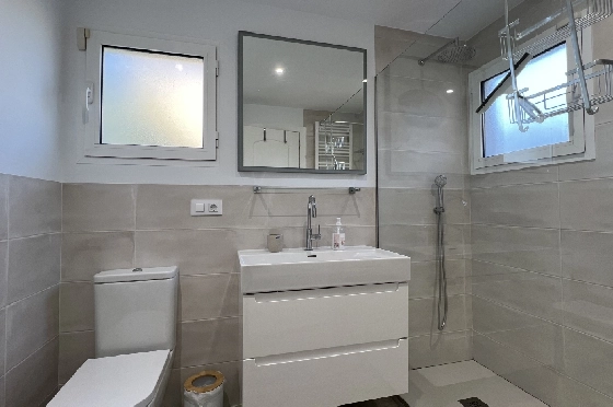 Villa in Gata de Gorgos(Monte Pedreguer) zur Ferienvermietung, Wohnfläche 180 m², Baujahr 2006, + Ofen, Klimaanlage, Grundstück 600 m², 3 Schlafzimmer, 3 Badezimmer, Pool, ref.: T-0624-24
