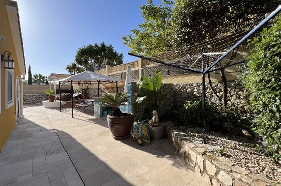 Villa in Gata de Gorgos(Monte Pedreguer) zur Ferienvermietung, Wohnfläche 180 m², Baujahr 2006, + Ofen, Klimaanlage, Grundstück 600 m², 3 Schlafzimmer, 3 Badezimmer, Pool, ref.: T-0624-41