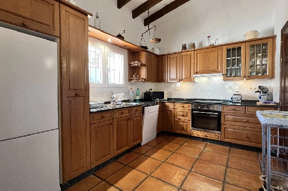 Villa in Pego-Monte Pego zu verkaufen, Wohnfläche 310 m², Baujahr 1988, + Zentralheizung, Klimaanlage, Grundstück 3370 m², 4 Schlafzimmer, 4 Badezimmer, Pool, ref.: JS-0425-13