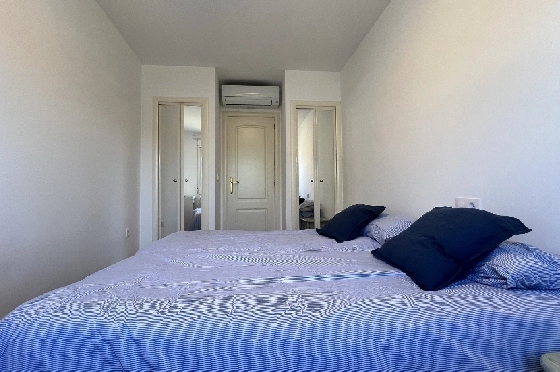 Apartment in Xabia(El Arenal) zur Ferienvermietung, Wohnfläche 92 m², Baujahr 2001, + KLIMA, Klimaanlage, Grundstück 101 m², 2 Schlafzimmer, 2 Badezimmer, Pool, ref.: T-0524-10