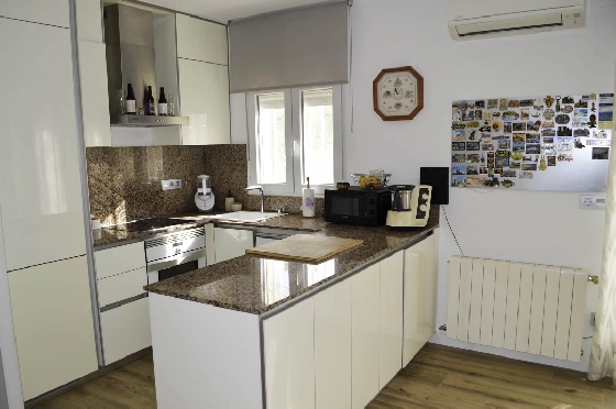 Villa in Denia zu verkaufen, Wohnfläche 121 m², Klimaanlage, Grundstück 623 m², 4 Schlafzimmer, 2 Badezimmer, Pool, ref.: CO-C25935-23