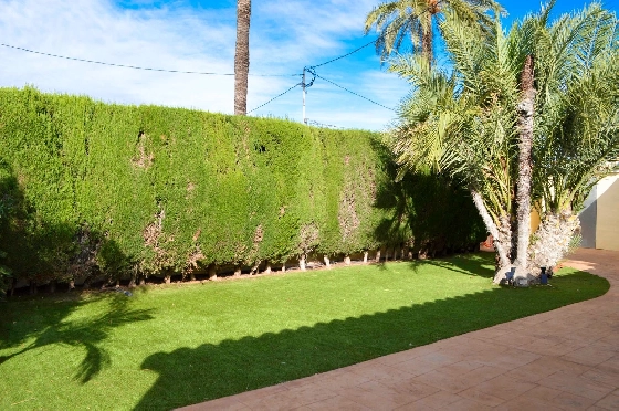 Villa in Denia zu verkaufen, Wohnfläche 121 m², Klimaanlage, Grundstück 623 m², 4 Schlafzimmer, 2 Badezimmer, Pool, ref.: CO-C25935-33
