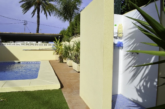 Villa in Denia zu verkaufen, Wohnfläche 121 m², Klimaanlage, Grundstück 623 m², 4 Schlafzimmer, 2 Badezimmer, Pool, ref.: CO-C25935-38