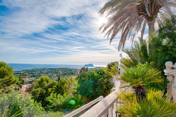 Villa in Moraira zu verkaufen, Wohnfläche 300 m², Baujahr 1984, Klimaanlage, Grundstück 1615 m², 3 Schlafzimmer, 2 Badezimmer, Pool, ref.: AM-12279DA-10
