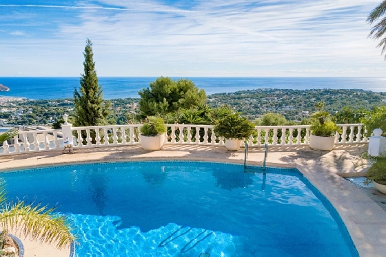 Villa in Moraira zu verkaufen, Wohnfläche 300 m², Baujahr 1984, Klimaanlage, Grundstück 1615 m², 3 Schlafzimmer, 2 Badezimmer, Pool, ref.: AM-12279DA-2