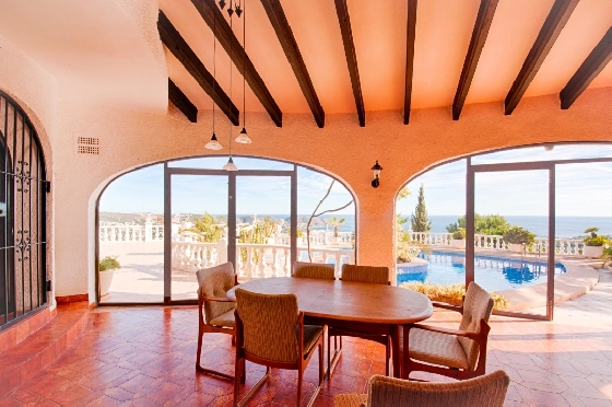 Villa in Moraira zu verkaufen, Wohnfläche 300 m², Baujahr 1984, Klimaanlage, Grundstück 1615 m², 3 Schlafzimmer, 2 Badezimmer, Pool, ref.: AM-12279DA-30