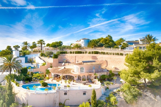 Villa in Moraira zu verkaufen, Wohnfläche 300 m², Baujahr 1984, Klimaanlage, Grundstück 1615 m², 3 Schlafzimmer, 2 Badezimmer, Pool, ref.: AM-12279DA-8