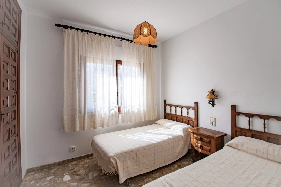 Villa in Benissa(La Fustera) zu verkaufen, Wohnfläche 312 m², Baujahr 1978, Klimaanlage, Grundstück 2669 m², 6 Schlafzimmer, 2 Badezimmer, Pool, ref.: AM-12452DA-41