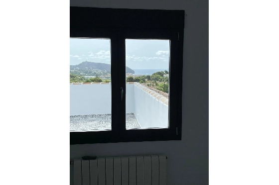 Villa in Moraira zu verkaufen, Wohnfläche 283 m², Baujahr 2023, Klimaanlage, Grundstück 897 m², 3 Schlafzimmer, 3 Badezimmer, Pool, ref.: AM-12030DA-12