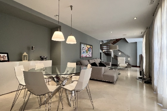 Stadthaus in Pego(Innenstadt) zu verkaufen, Wohnfläche 690 m², Baujahr 1930, Zustand gepflegt, + Zentralheizung, Klimaanlage, Grundstück 305 m², 6 Schlafzimmer, 5 Badezimmer, ref.: AS-1325-25