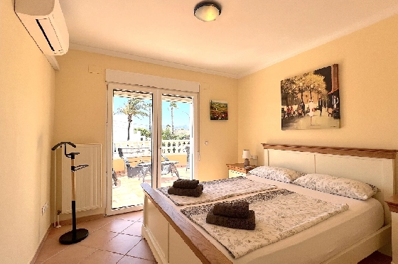 Villa in Els Poblets(Ptda. Revoltes) zu verkaufen, Wohnfläche 234 m², Baujahr 2004, Zustand gepflegt, + Zentralheizung, Klimaanlage, Grundstück 614 m², 4 Schlafzimmer, 3 Badezimmer, Pool, ref.: AS-1425-33