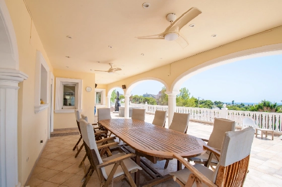 Villa in Moraira zu verkaufen, Wohnfläche 466 m², Baujahr 2005, Klimaanlage, Grundstück 2040 m², 5 Schlafzimmer, 5 Badezimmer, Pool, ref.: AM-12515DR-23