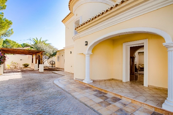 Villa in Moraira zu verkaufen, Wohnfläche 466 m², Baujahr 2005, Klimaanlage, Grundstück 2040 m², 5 Schlafzimmer, 5 Badezimmer, Pool, ref.: AM-12515DR-31