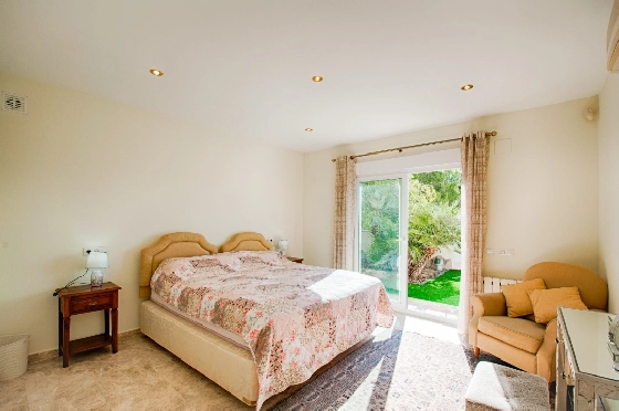 Villa in Moraira zu verkaufen, Wohnfläche 466 m², Baujahr 2005, Klimaanlage, Grundstück 2040 m², 5 Schlafzimmer, 5 Badezimmer, Pool, ref.: AM-12515DR-44