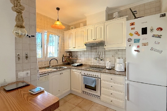 Villa in Pedreguer(Monte Solana) zu verkaufen, Wohnfläche 87 m², Baujahr 1999, Zustand gepflegt, + Ofen, Klimaanlage, Grundstück 426 m², 3 Schlafzimmer, 3 Badezimmer, Pool, ref.: AS-2425-13
