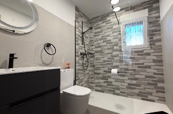Villa in Els Poblets zur Ferienvermietung, Wohnfläche 100 m², Baujahr 1983, Zustand gepflegt, + KLIMA, Klimaanlage, Grundstück 353 m², 3 Schlafzimmer, 1 Badezimmer, Pool, ref.: T-0325-11