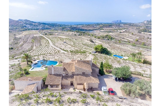 Finca in Moraira zu verkaufen, Wohnfläche 625 m², Baujahr 1998, Klimaanlage, Grundstück 10229 m², 4 Schlafzimmer, 3 Badezimmer, Pool, ref.: AM-12269DR-10