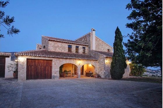 Finca in Moraira zu verkaufen, Wohnfläche 625 m², Baujahr 1998, Klimaanlage, Grundstück 10229 m², 4 Schlafzimmer, 3 Badezimmer, Pool, ref.: AM-12269DR-44