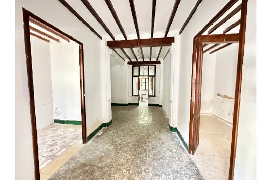 Stadthaus in Pego zu verkaufen, Wohnfläche 426 m², Baujahr 1900, Klimaanlage, Grundstück 172 m², 10 Schlafzimmer, 4 Badezimmer, Pool, ref.: O-V96014-39