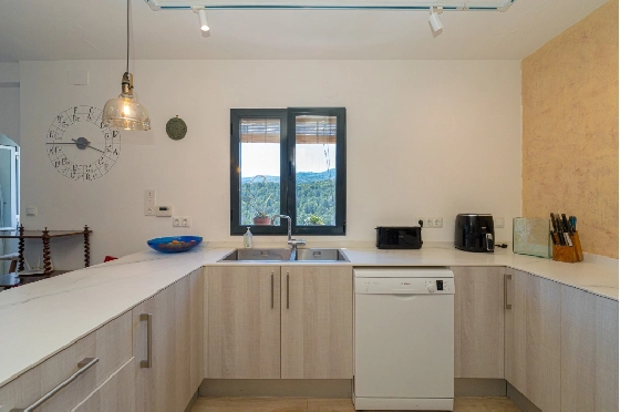 Villa in Benissa zu verkaufen, Wohnfläche 326 m², Baujahr 1989, + Zentralheizung, Klimaanlage, Grundstück 4389 m², 5 Schlafzimmer, 3 Badezimmer, Pool, ref.: PV-141-02013P-19