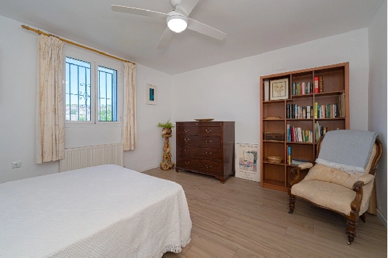 Villa in Benissa zu verkaufen, Wohnfläche 326 m², Baujahr 1989, + Zentralheizung, Klimaanlage, Grundstück 4389 m², 5 Schlafzimmer, 3 Badezimmer, Pool, ref.: PV-141-02013P-28