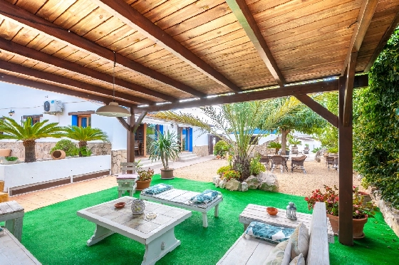 Finca in Benissa zu verkaufen, Wohnfläche 704 m², Baujahr 2004, Klimaanlage, Grundstück 3420 m², 9 Schlafzimmer, 8 Badezimmer, Pool, ref.: AM-12577DR-7