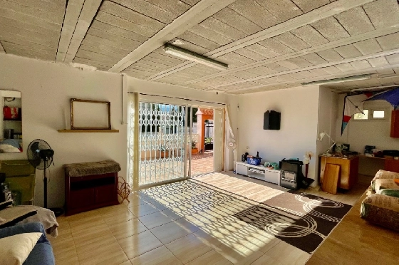 Villa in Tormos zu verkaufen, Wohnfläche 179 m², Baujahr 2004, + KLIMA, Klimaanlage, Grundstück 443 m², 3 Schlafzimmer, 2 Badezimmer, Pool, ref.: PV-141-02040P-15