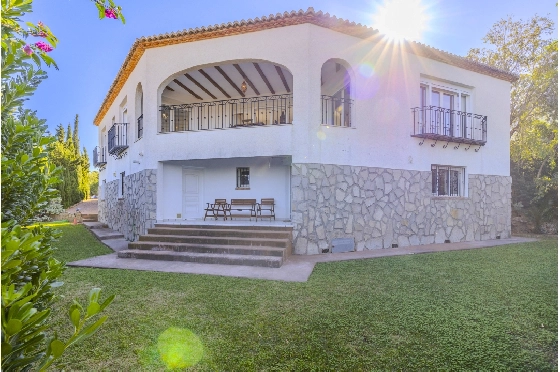 Villa in Denia zu verkaufen, Wohnfläche 267 m², Baujahr 1993, Zustand gepflegt, + Zentralheizung, Grundstück 1085 m², 4 Schlafzimmer, 3 Badezimmer, Pool, ref.: BC-7785-11