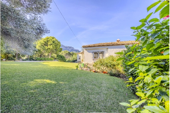 Villa in Denia zu verkaufen, Wohnfläche 267 m², Baujahr 1993, Zustand gepflegt, + Zentralheizung, Grundstück 1085 m², 4 Schlafzimmer, 3 Badezimmer, Pool, ref.: BC-7785-13
