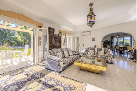 Villa in Denia zu verkaufen, Wohnfläche 267 m², Baujahr 1993, Zustand gepflegt, + Zentralheizung, Grundstück 1085 m², 4 Schlafzimmer, 3 Badezimmer, Pool, ref.: BC-7785-22