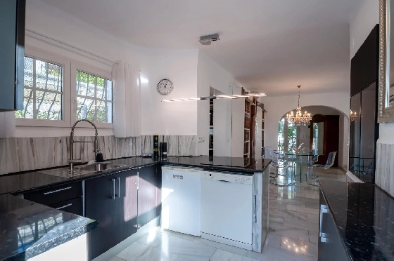Villa in Calpe(Canuta) zu verkaufen, Wohnfläche 187 m², Klimaanlage, 4 Schlafzimmer, 3 Badezimmer, Pool, ref.: COB-3547-10535-14