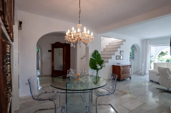 Villa in Calpe(Canuta) zu verkaufen, Wohnfläche 187 m², Klimaanlage, 4 Schlafzimmer, 3 Badezimmer, Pool, ref.: COB-3547-10535-20