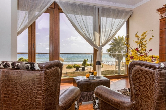 Villa in Denia zu verkaufen, Wohnfläche 266 m², Klimaanlage, Grundstück 1254 m², 5 Schlafzimmer, 3 Badezimmer, Pool, ref.: VI-CHA2550-21