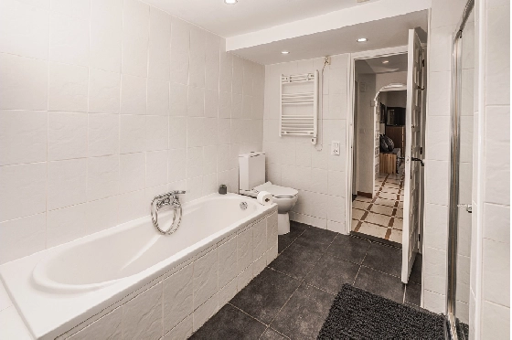 Villa in Javea zu verkaufen, Wohnfläche 246 m², Klimaanlage, Grundstück 1125 m², 4 Schlafzimmer, 4 Badezimmer, Pool, ref.: AVS-57244-14