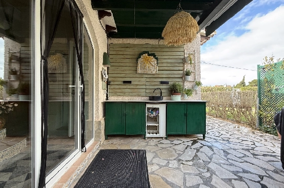 Villa in Els Poblets zu verkaufen, Wohnfläche 105 m², Baujahr 1990, + Zentralheizung, Klimaanlage, Grundstück 536 m², 2 Schlafzimmer, 2 Badezimmer, Pool, ref.: JS-0326-19