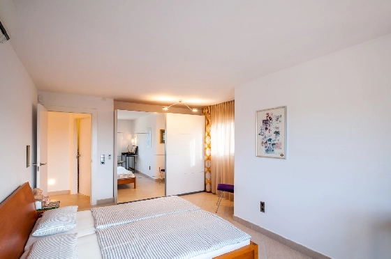 Villa in Moraira zu verkaufen, Wohnfläche 270 m², Klimaanlage, Grundstück 897 m², 3 Schlafzimmer, 3 Badezimmer, Pool, ref.: AM-12629DR-17