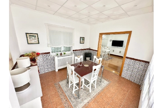 Stadthaus in Pego zu verkaufen, Wohnfläche 456 m², Baujahr 1982, Klimaanlage, Grundstück 224 m², 5 Schlafzimmer, 2 Badezimmer, Pool, ref.: O-V96114-4