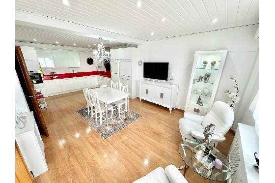 Stadthaus in Pego zu verkaufen, Wohnfläche 456 m², Baujahr 1982, Klimaanlage, Grundstück 224 m², 5 Schlafzimmer, 2 Badezimmer, Pool, ref.: O-V96114-6