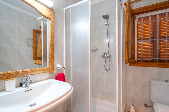Villa in Benissa zu verkaufen, Wohnfläche 247 m², Baujahr 1993, Klimaanlage, Grundstück 848 m², 5 Schlafzimmer, 3 Badezimmer, Pool, ref.: AM-12630DR-29
