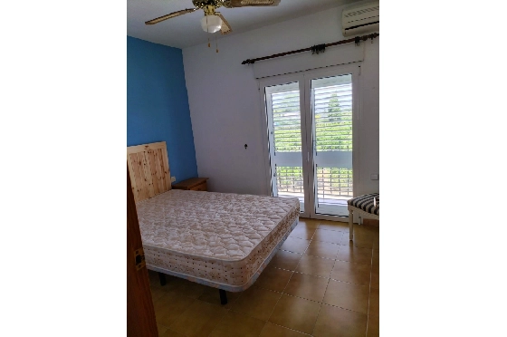 Reihenhaus in Oliva zu verkaufen, Wohnfläche 120 m², Baujahr 1996, Klimaanlage, Grundstück 120 m², 2 Schlafzimmer, 1 Badezimmer, Pool, ref.: O-V96614-2