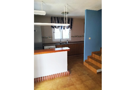 Reihenhaus in Oliva zu verkaufen, Wohnfläche 120 m², Baujahr 1996, Klimaanlage, Grundstück 120 m², 2 Schlafzimmer, 1 Badezimmer, Pool, ref.: O-V96614-7
