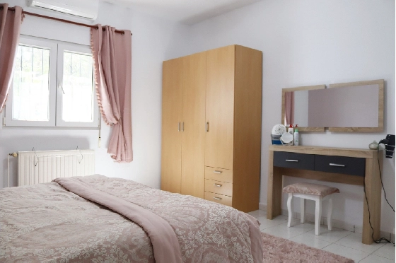 Villa in Parcent zu verkaufen, Wohnfläche 170 m², Grundstück 783 m², 5 Schlafzimmer, 2 Badezimmer, ref.: PT-25007-24