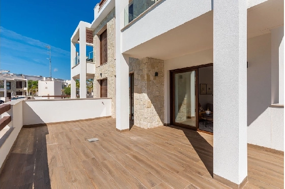 Erdgeschoss Apartment in Torrevieja zu verkaufen, Wohnfläche 100 m², Zustand Erstbezug, 3 Schlafzimmer, 2 Badezimmer, Pool, ref.: HA-TON-159-A03-13