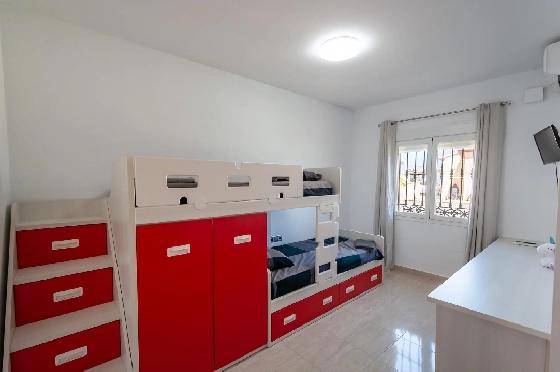 Villa in Orba(Comunidad valenciana) zu verkaufen, Wohnfläche 225 m², Klimaanlage, Grundstück 637 m², 5 Schlafzimmer, 2 Badezimmer, Pool, ref.: COB-3568-10535-30
